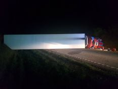 Road Train Rollover closes Stuart Highway