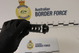Firearm silencer